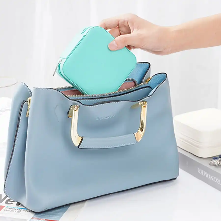 کیف جواهرات و اکسسوری طرح مربع کیف جواهرات و اکسسوری طرح مربع