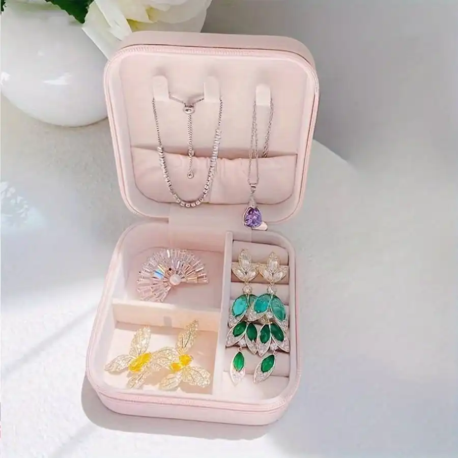 کیف جواهرات و اکسسوری طرح مربع کیف جواهرات و اکسسوری طرح مربع