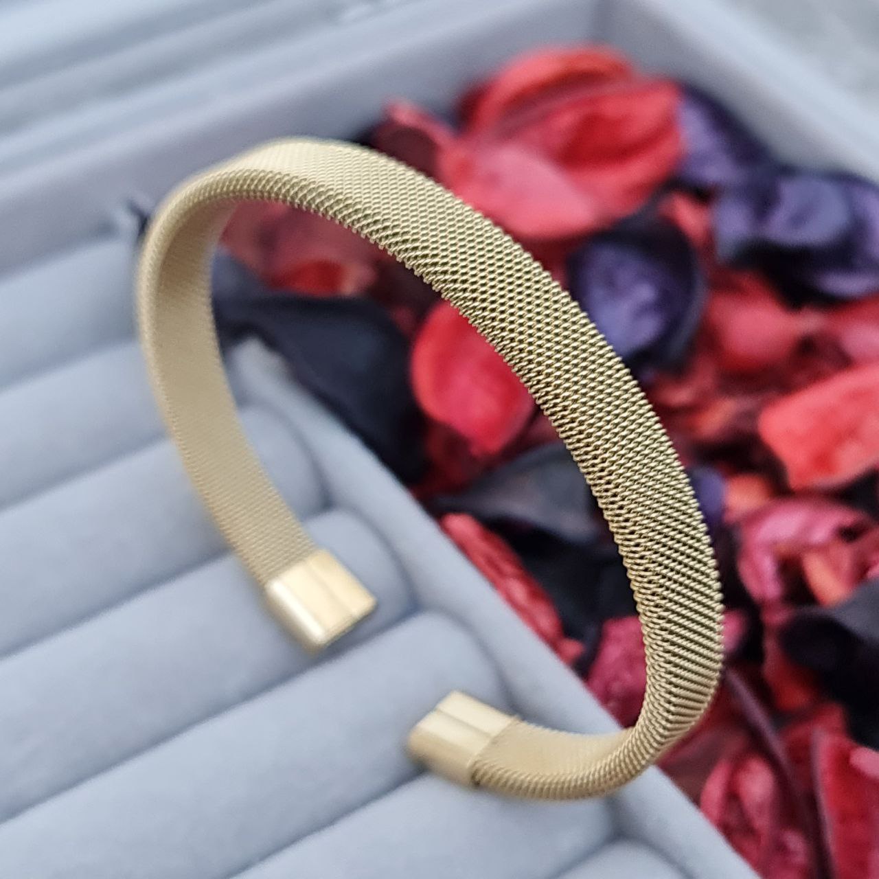 دستبند حصیری تخت