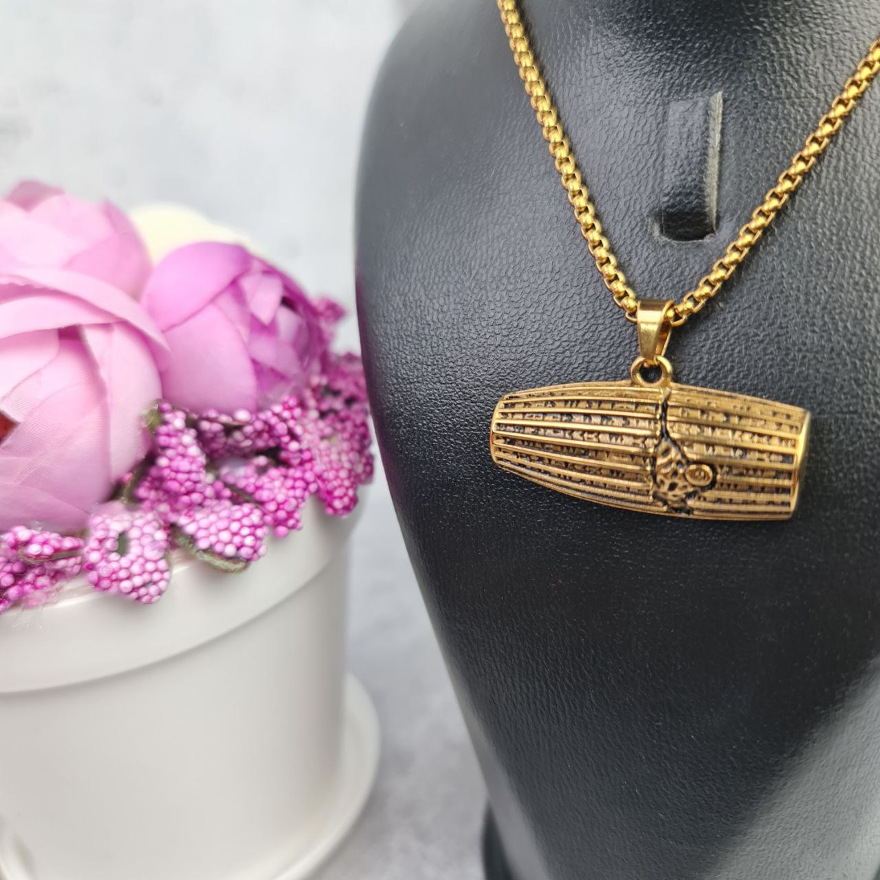 گردنبند منشور کوروش