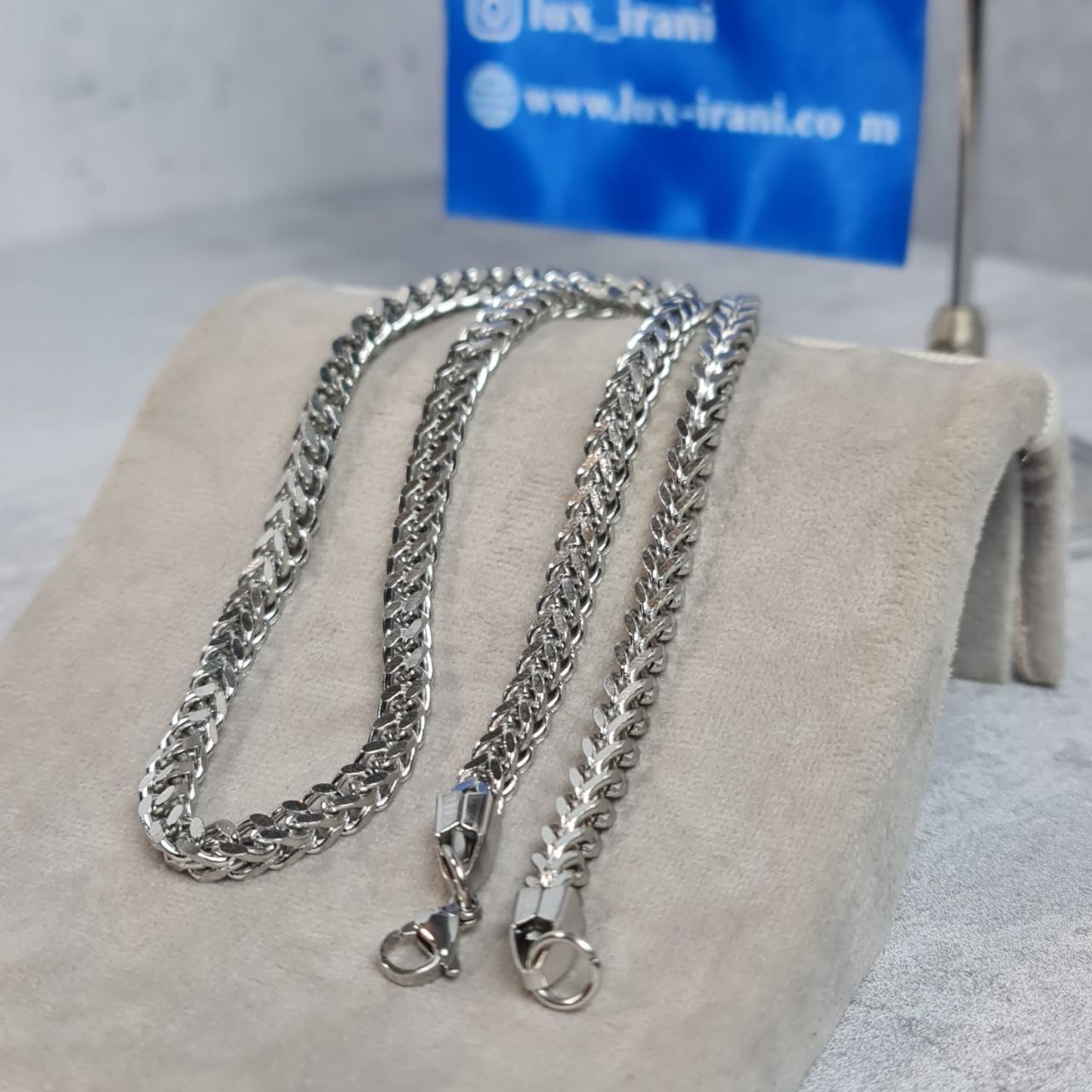 گردنبند کارتیر چهار وجهی