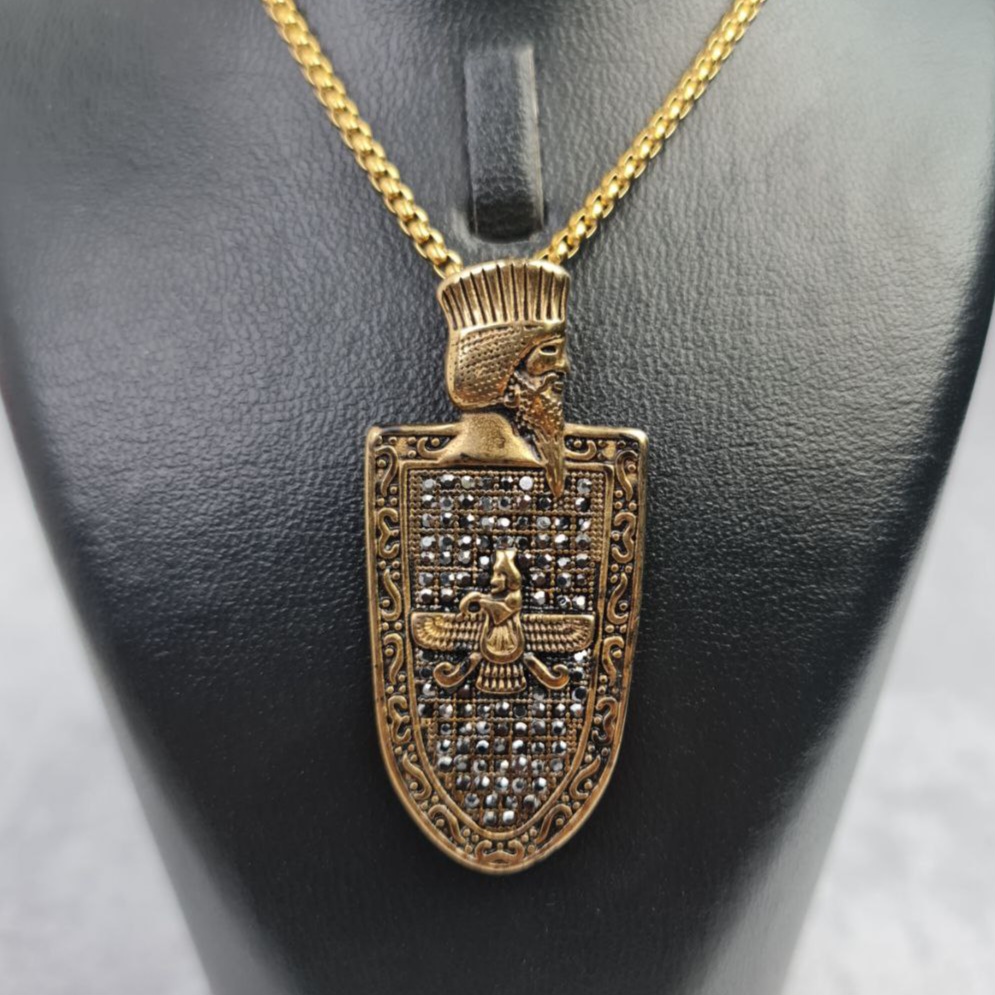 گردنبند تخت جمشید