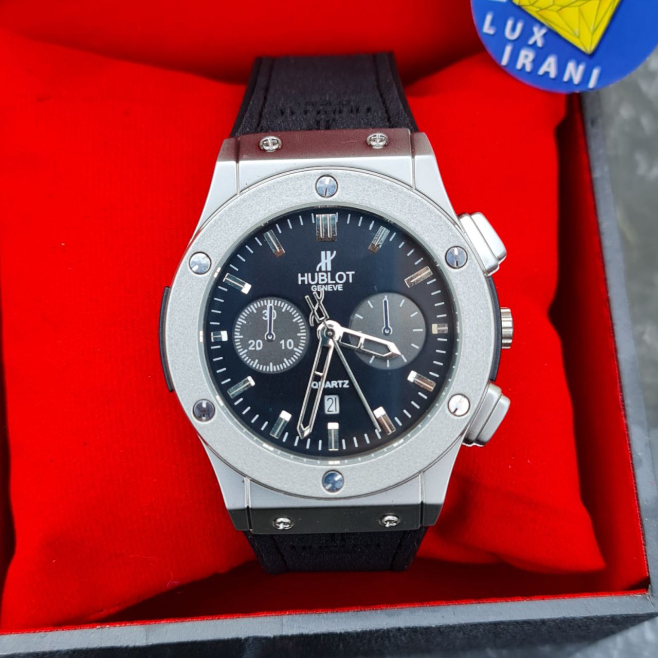 ساعت مردانله هابلوت کد 5549 بند مشکی قاب نقره ای صفحه مشکی