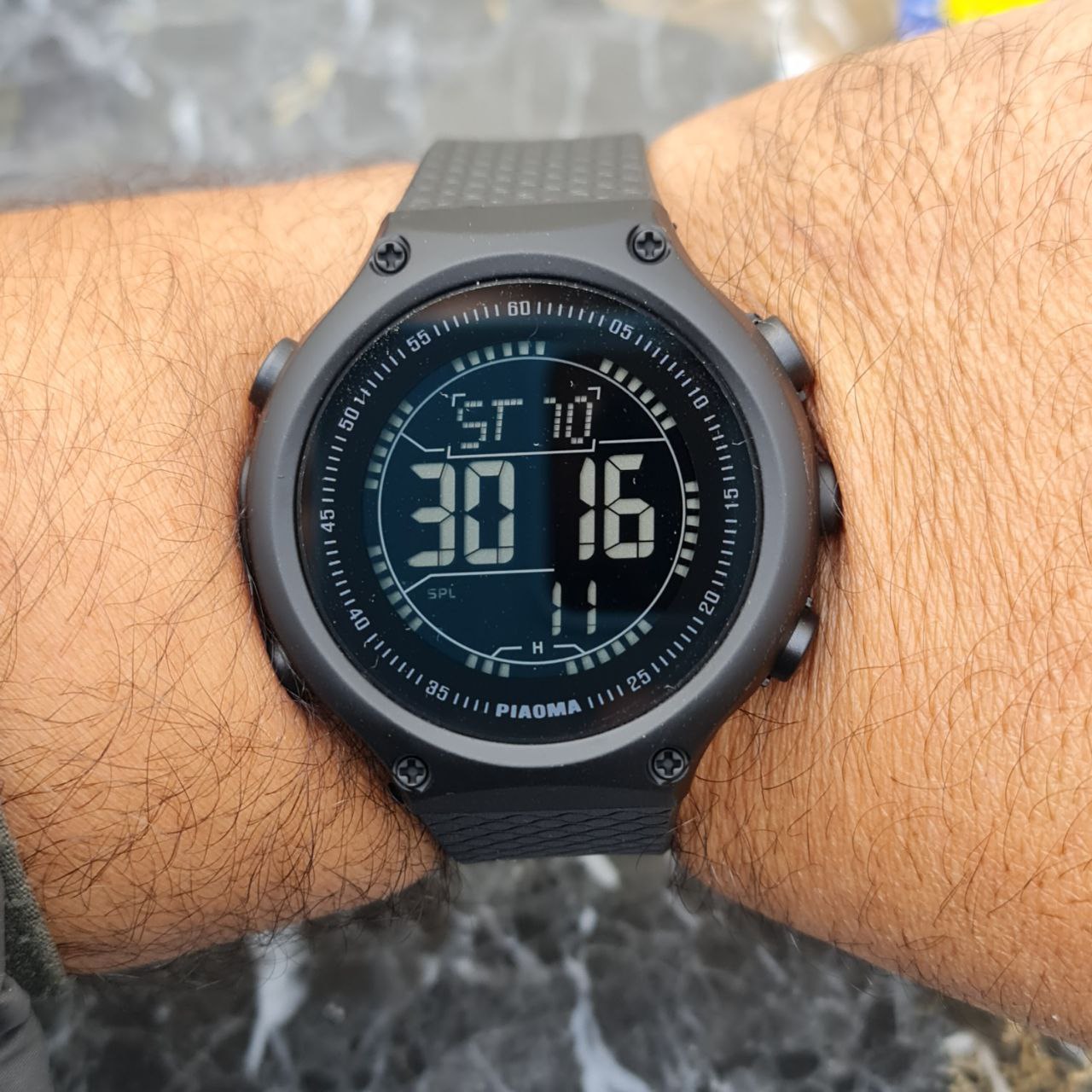 ساعت دیجیتالی پیوما کد 4303 بند پیو قاب مشکی