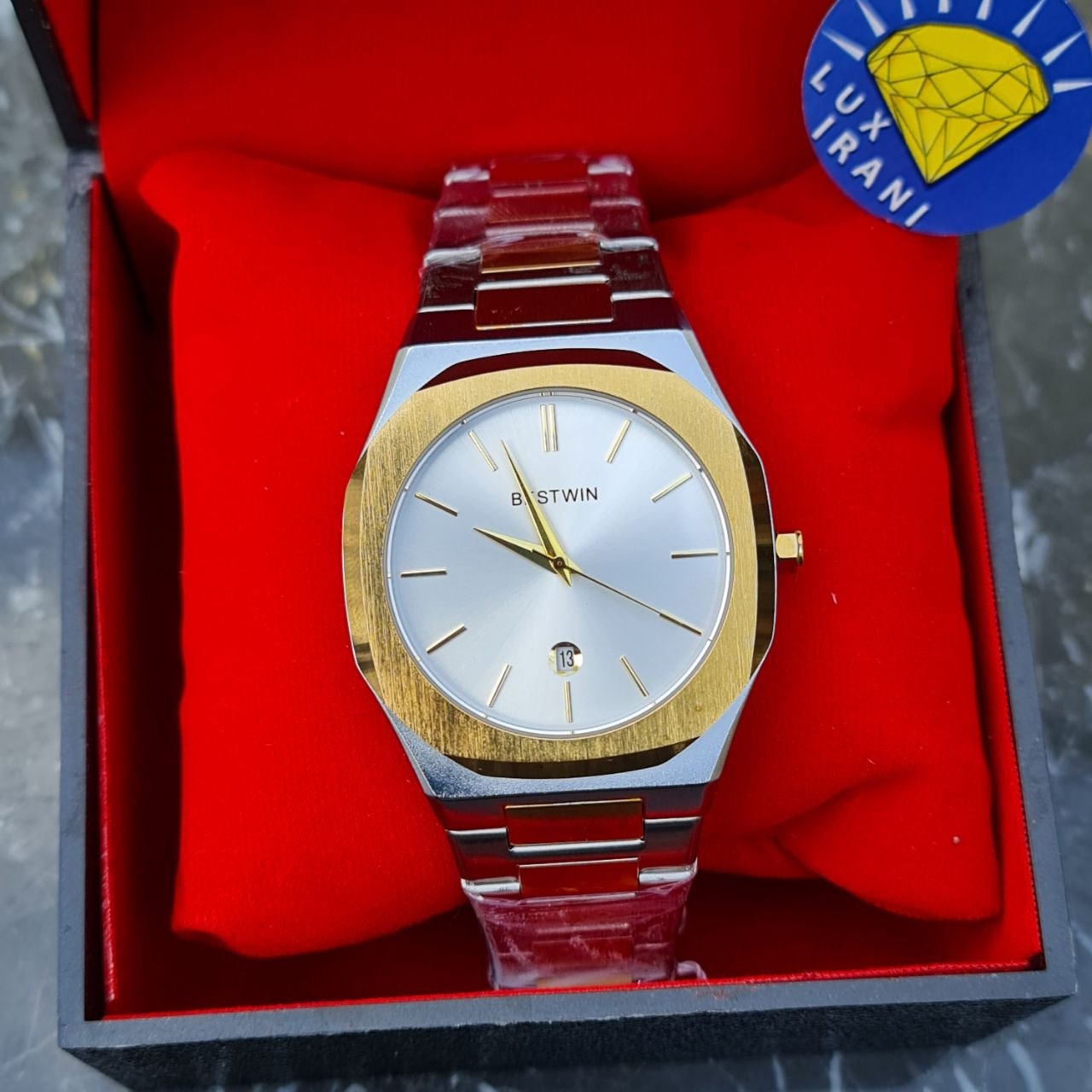 ساعت بیستوین کد 4812 تمام استیل قاب طلایی و نقره ای صفحه سفید ساعت بیستوین کد 4811 تمام استیل قاب نقره ای صفحه مشکی