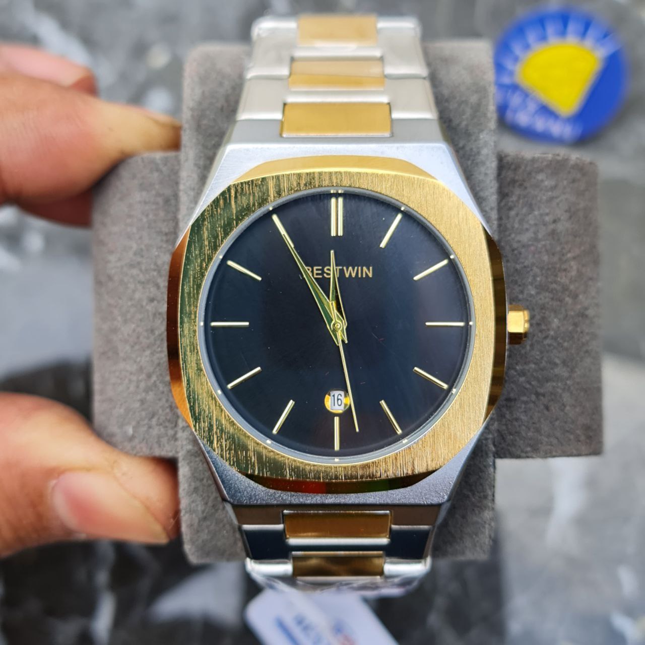 ساعت بیستوین کد 4811 تمام استیل قاب نقره ای صفحه مشکی