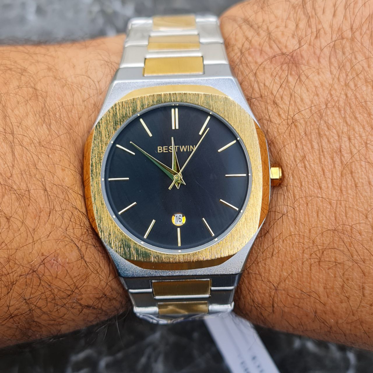 ساعت بیستوین کد 4811 تمام استیل قاب نقره ای صفحه مشکی