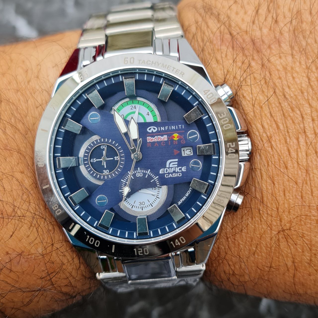 ساعت مردانه کاسیو ادیفایس کد 5010 کرنوگراف قاب نقره ای صفحه سورمه ای