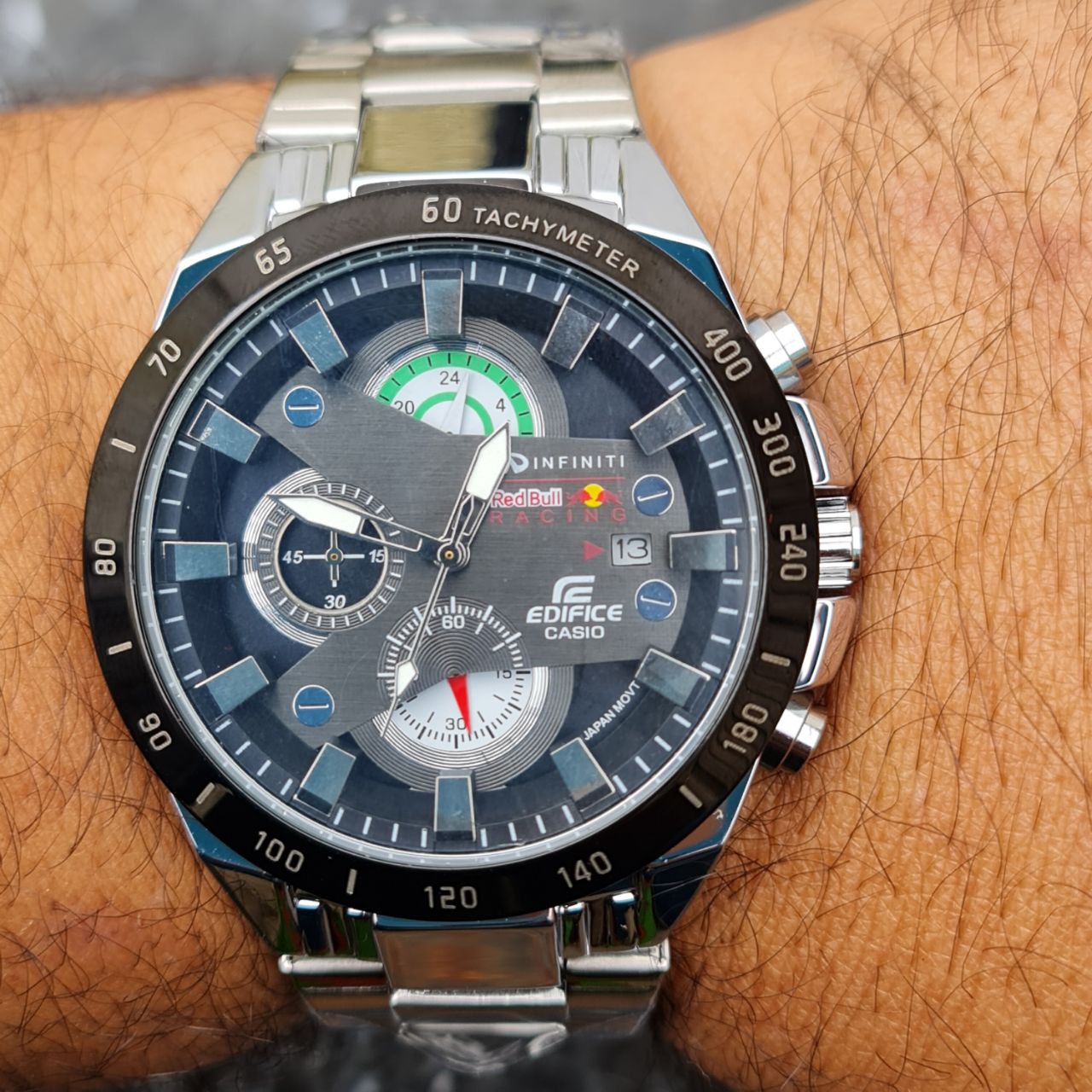 ساعت مردانه کاسیو ادیفایس کد 5012 کرنوگراف قاب مشکی و نقره ای صفحه مشکی