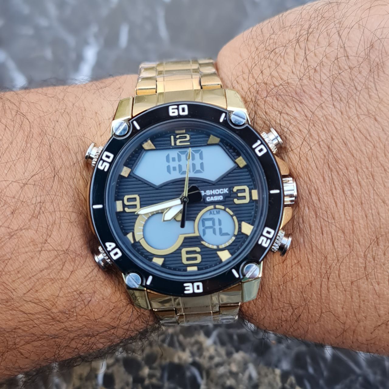 ساعت کاسیو جی شاک دوزمانه کد 4110 طلایی قاب و صفحه مشکی